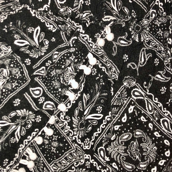 Tribal Print Cute Shorts - Picture 3 of 7